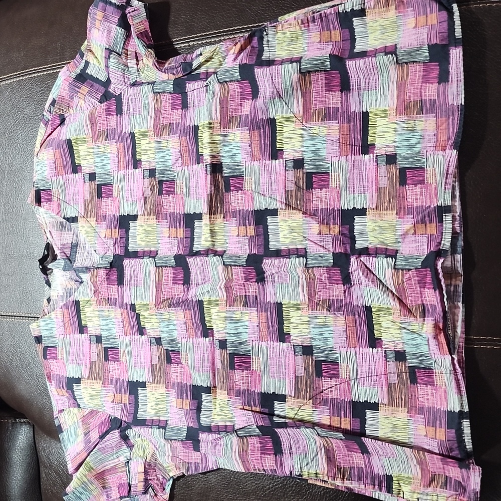 Womens scrub top xl